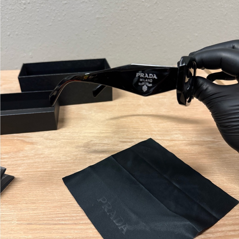 Prada men Black Rectangular Sunglasses new never … - image 3